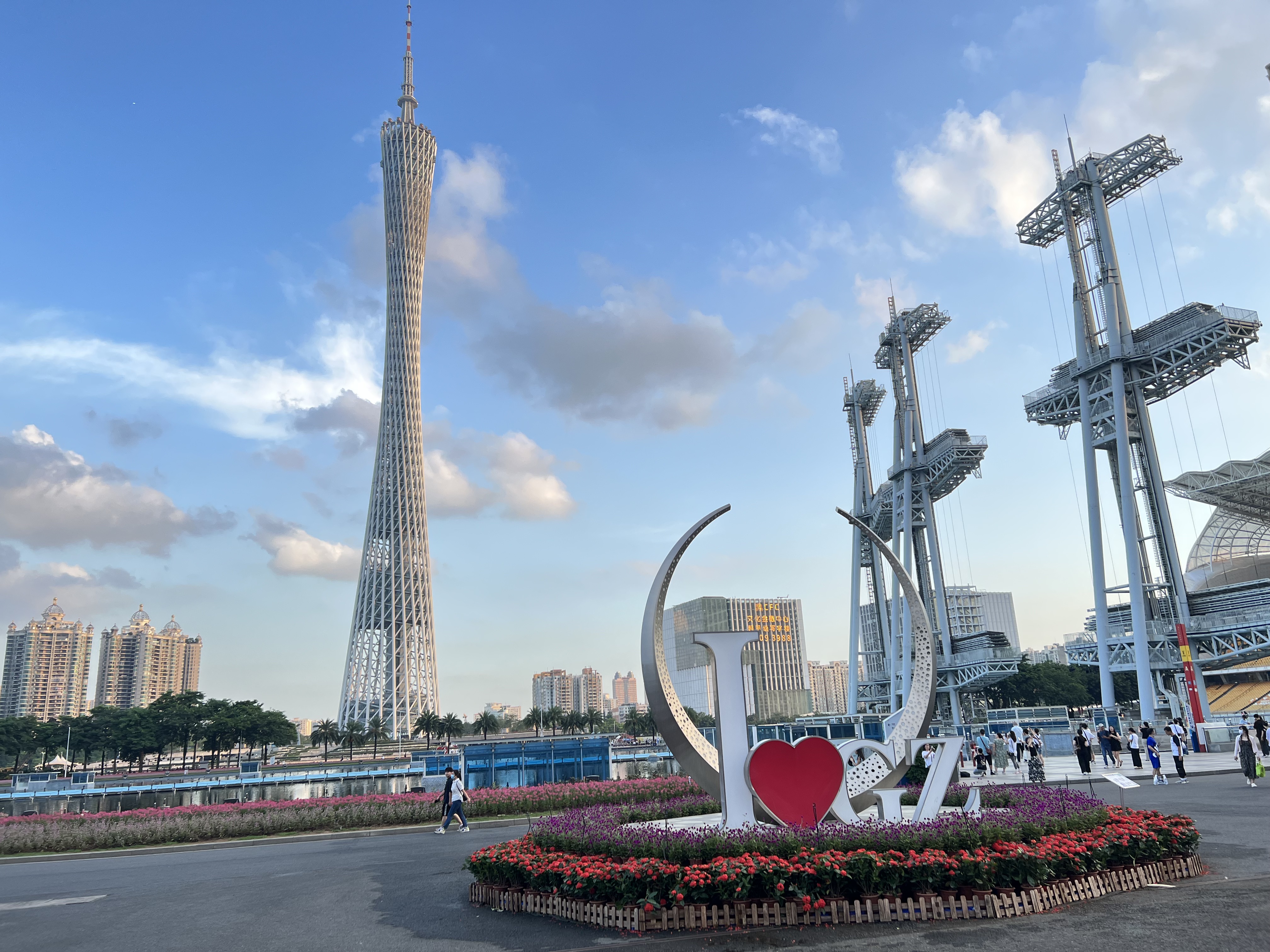Canton Tower (Day; View from Huacheng Square)